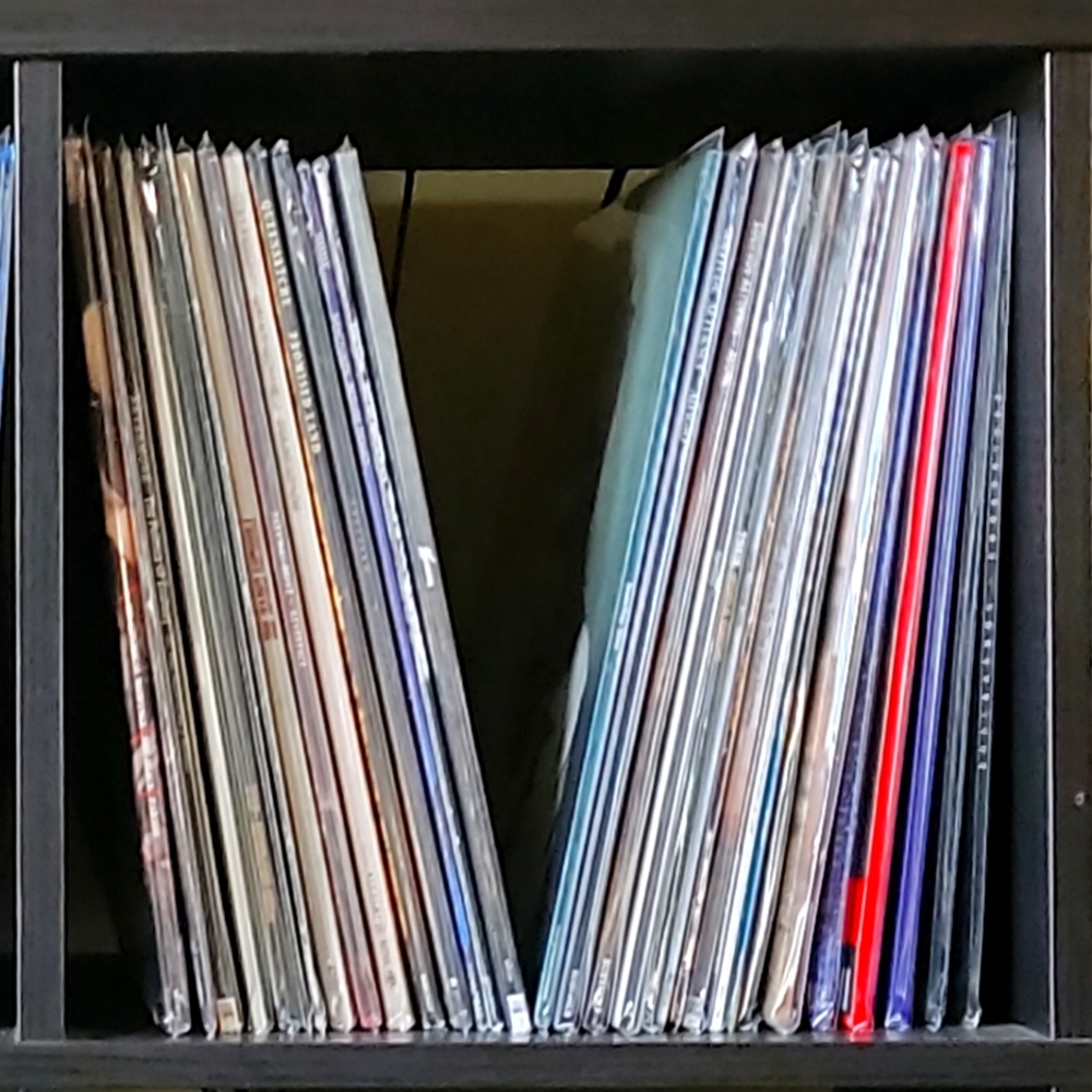Selling? Buying collector vinyl records!